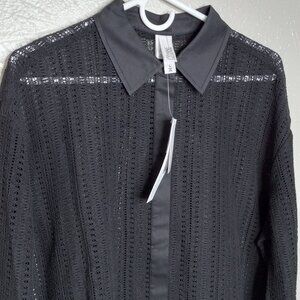 Wynn Collection Black Eyelet Button-Up Size L